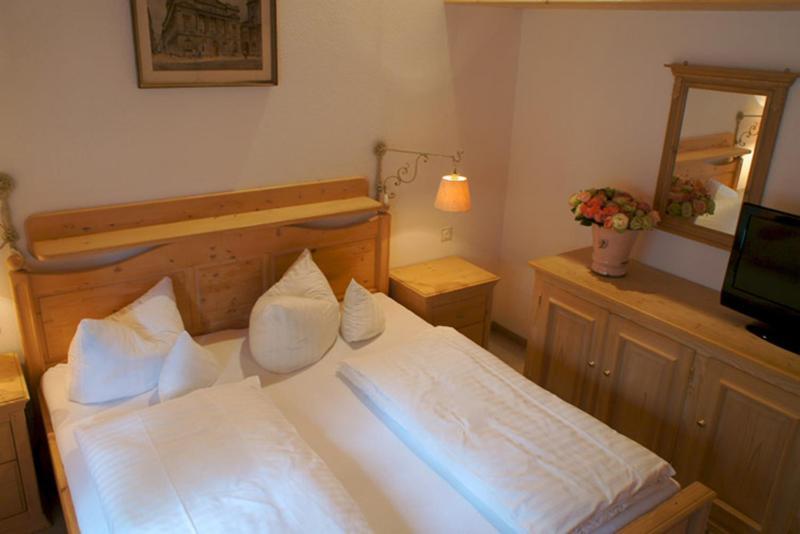 Seehotel Malerwinkel ร็อทท์อาค-เอเกิร์น ภายนอก รูปภาพ